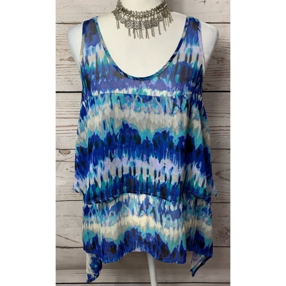 NWOT Rock & Republic Tiered Ruffle Tie-Dye Top